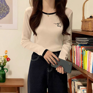 撞色领长袖女修身韩版2026春款棉质亲肤小众拼接圆领打底t恤上衣