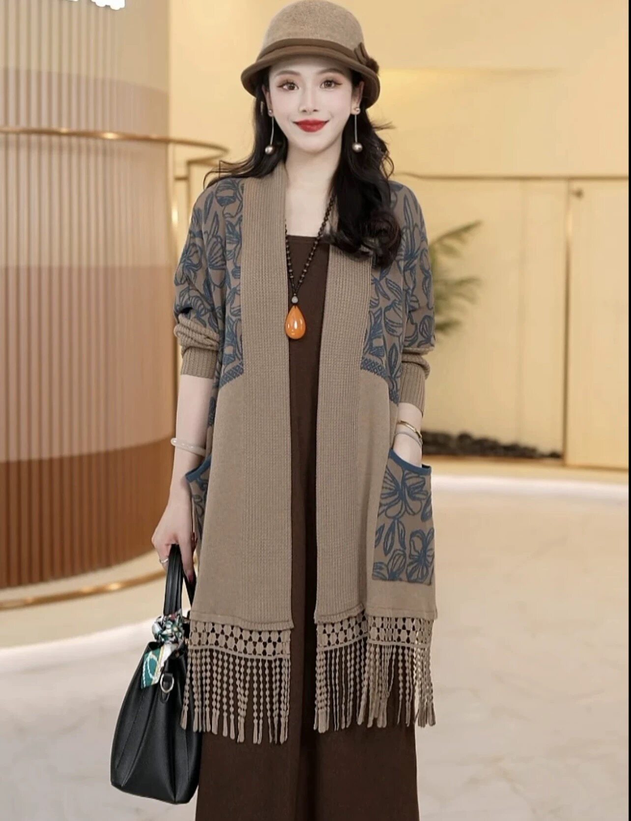 春秋新款时尚羊毛针织流苏披肩外套时尚气质宽松显瘦中年妈妈披肩