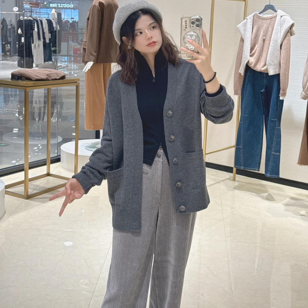 阿玛施2025秋冬新款羊毛针织开衫