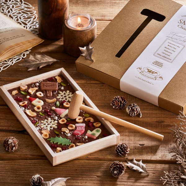 现货 日本 kakuiti 圣诞节圣诞树雪花靴子帽子巧克力排 敲礼盒