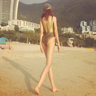 韩国ins游泳衣女金色三角连体比基尼时尚 露背显瘦性感小胸泡温泉