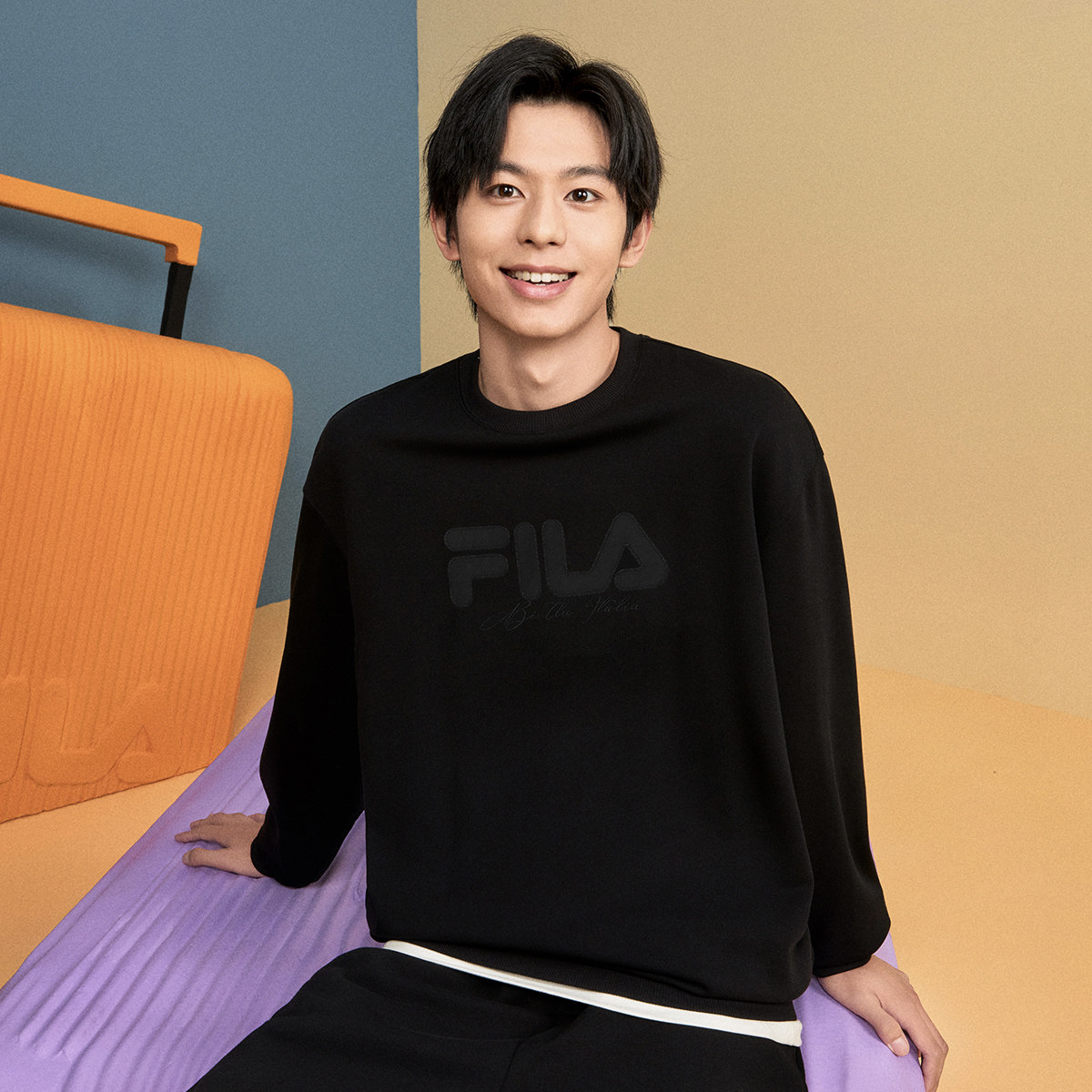 斐乐男女款休闲宽松圆领套头卫衣