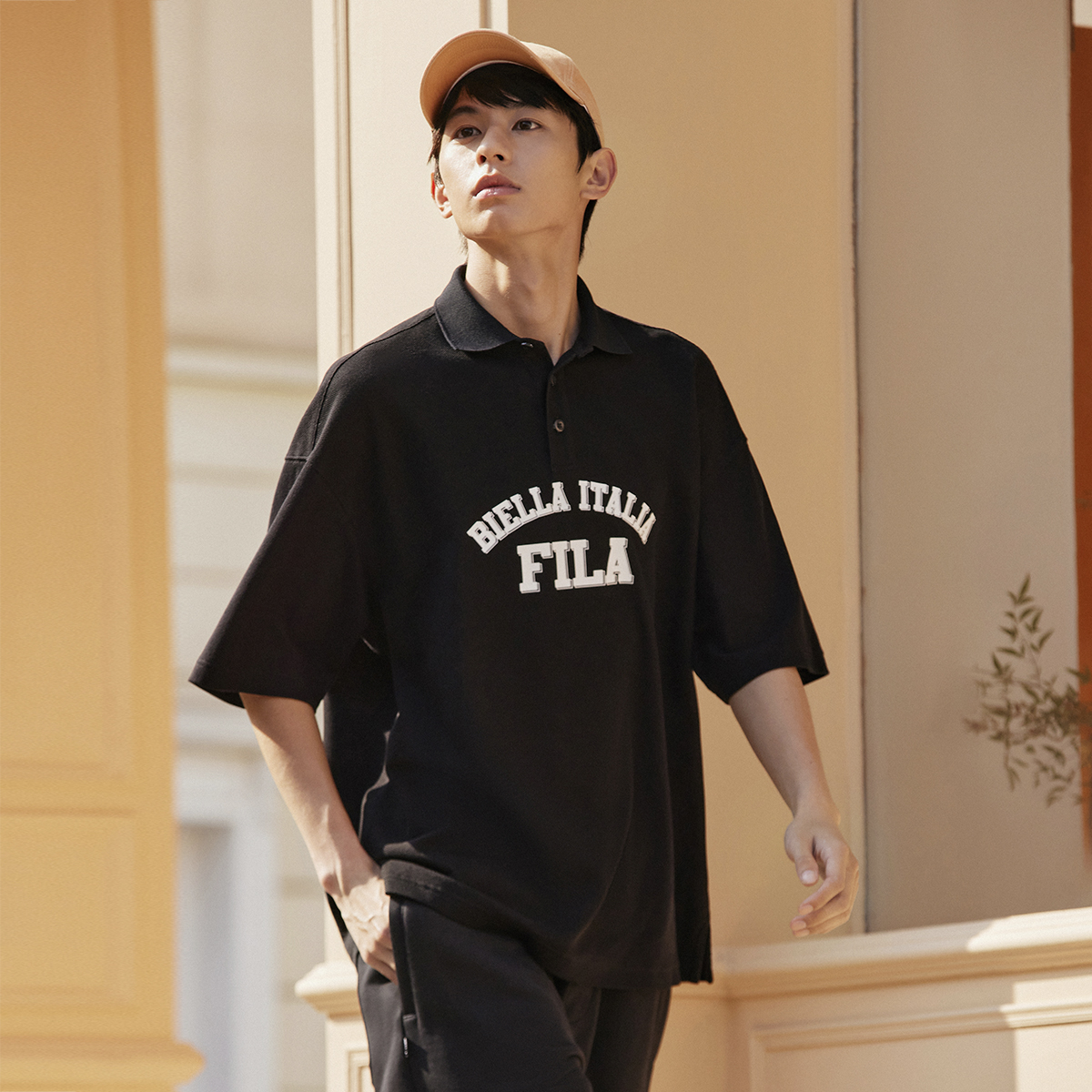 斐乐男女款时尚宽松多彩短袖POLO