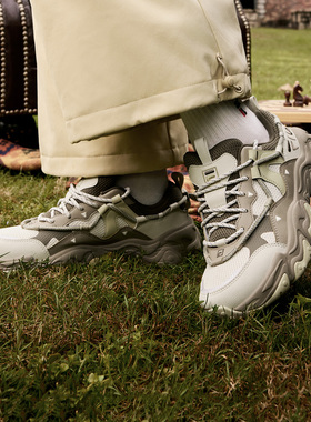 FILA/斐乐FLUID 猫爪5代女子运动鞋轻奢低帮休闲鞋F12W442115F