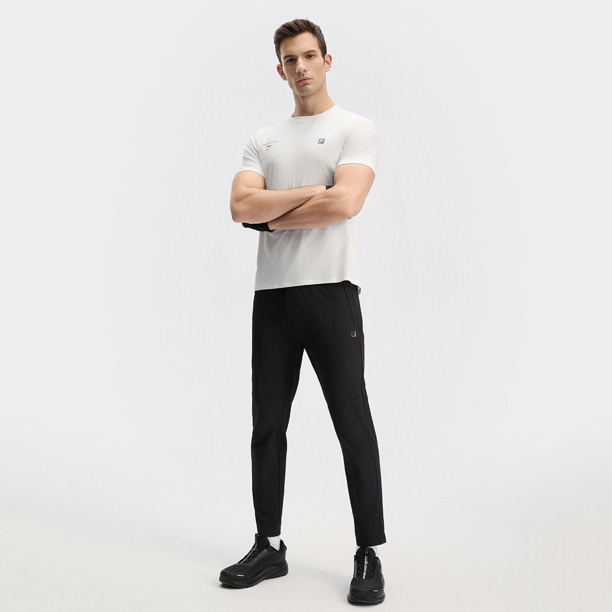 斐乐/Fila2026凉感男装健身简约干爽圆领针织短袖衫A11M441103H