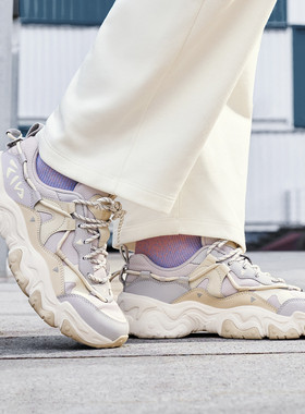 Fila/斐乐秋季新款猫爪女子户外时尚百搭休闲运动鞋F52W532182F