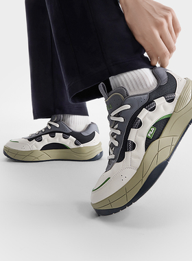 Fila/斐乐秋季新款BOHO男子户外时尚休闲运动复古板鞋F12M532220F