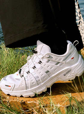 Fila/斐乐秋季新款COMO X悦野鞋女子潮流运动机能潮鞋T12W541532F