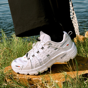 女子潮流运动机能潮鞋 Fila T12W541532F X悦野鞋 COMO 斐乐秋季 新款