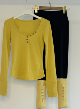 C.CYA大V领纽扣上衣修身打底衫长袖T恤紧身瑜伽套装高腰高弹透