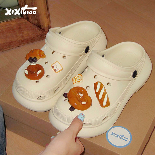 细细条可爱吐司面包增高洞洞鞋