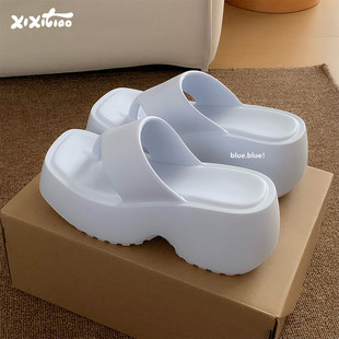 细细条 网红增高8cm厚底人字拖女2026新款夏天防滑度假夹脚凉拖鞋