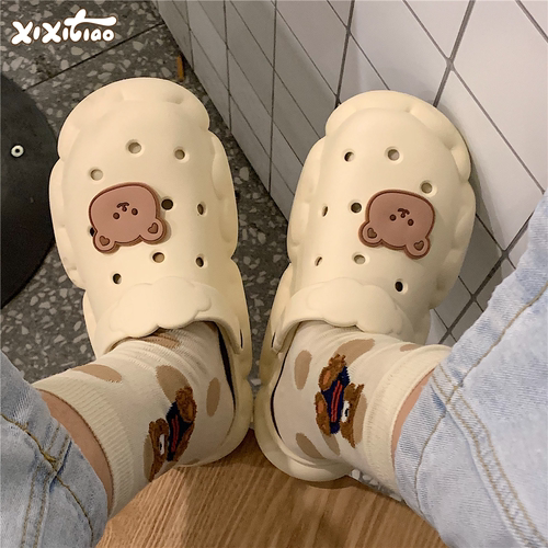 细细条软萌熊头外穿洞洞鞋男女