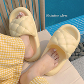 居家外穿菱格凉拖鞋 细细条 时尚 女夏季 踩屎感厚底eva防滑面包拖鞋