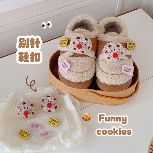 细细条字母红鼻子饼干鞋子配饰