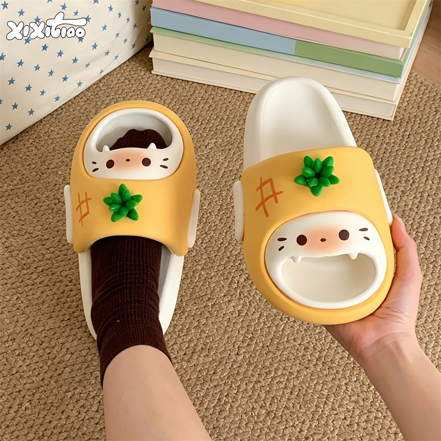 细细条 创意菠萝凉拖女微足弓夏防臭防滑不累脚外穿可爱室内拖鞋