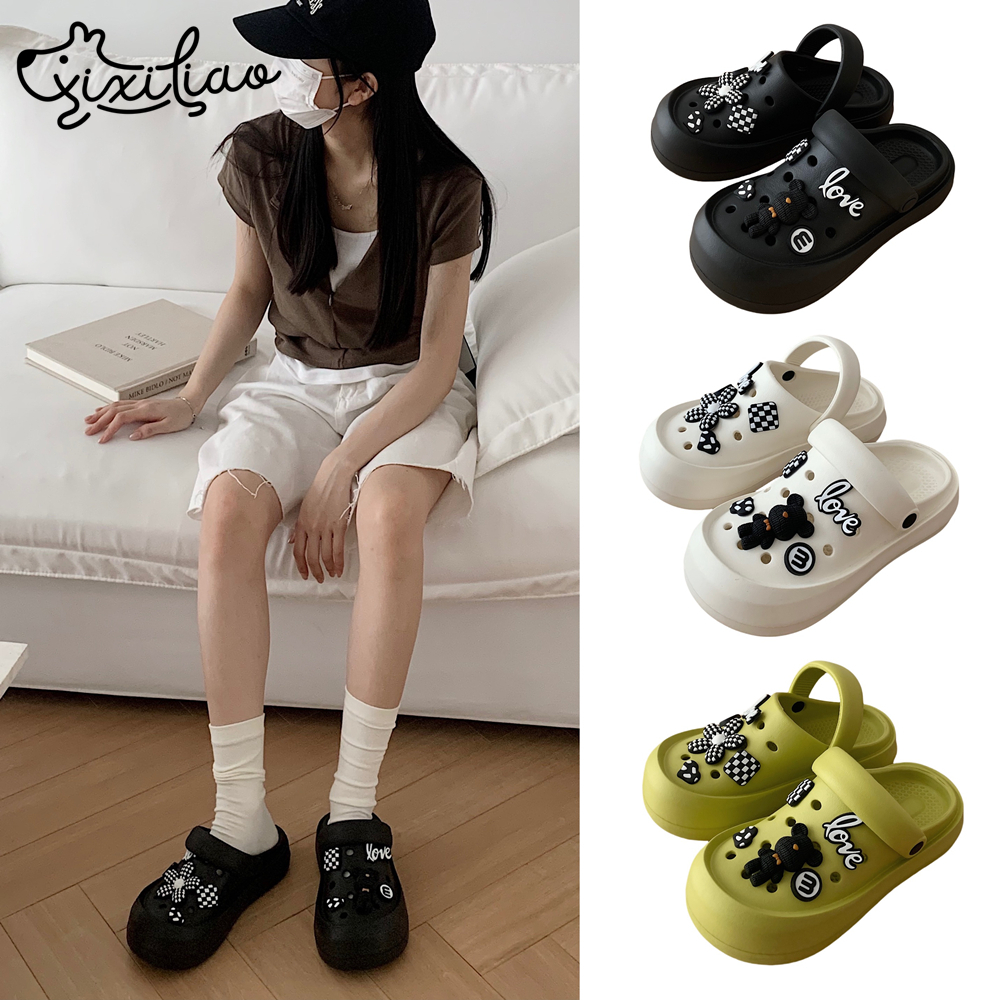 细细条百搭暗黑系卡通小熊洞洞鞋