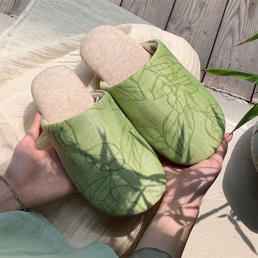 细细条中式茶艺秋冬居家棉拖鞋