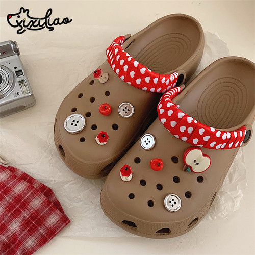 细细条立体可爱红苹果洞洞鞋