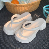 细细条 女 踩屎感厚底沙滩夹脚凉拖鞋 网红外穿时尚 百搭人字拖夏季