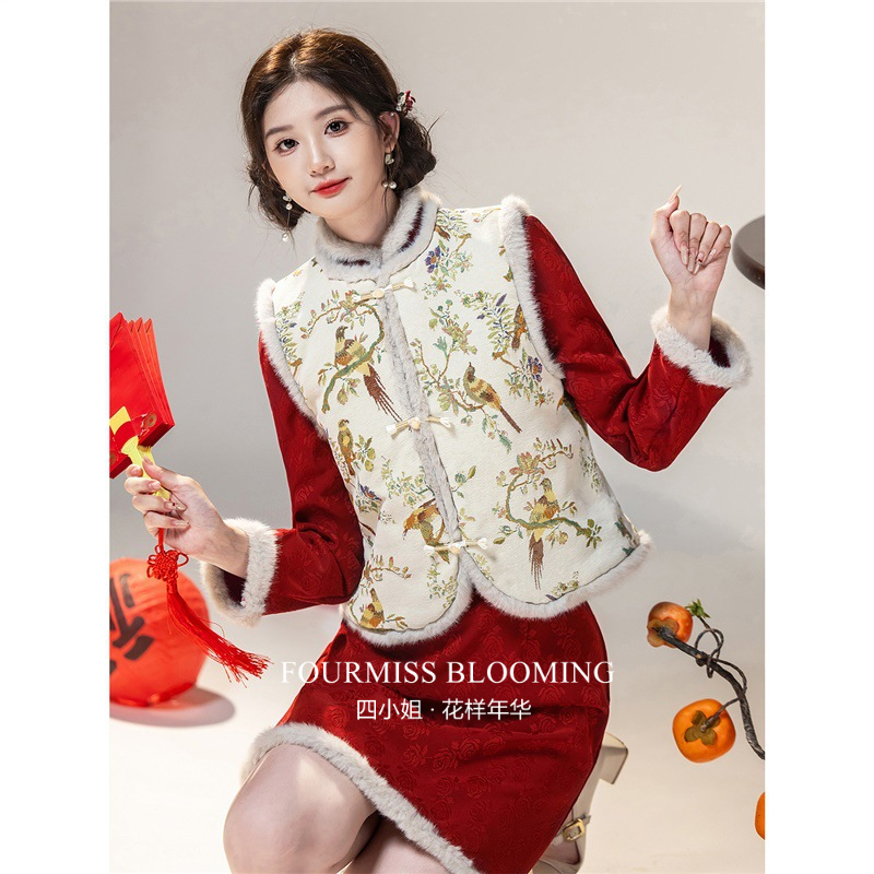 红色加绒新娘敬酒短裙