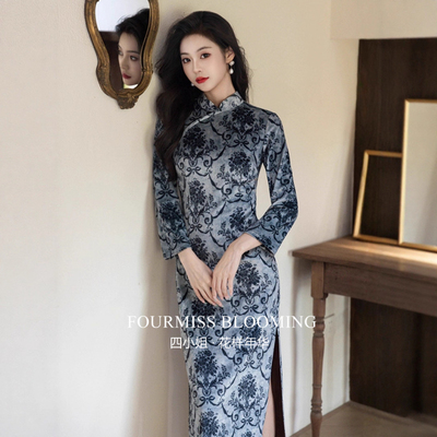 新中式丝绒连衣裙2025