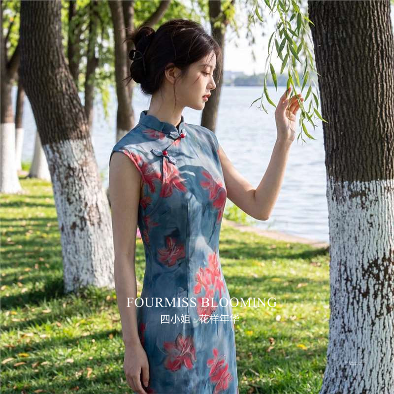 蓝底红花网纱夏长裙64