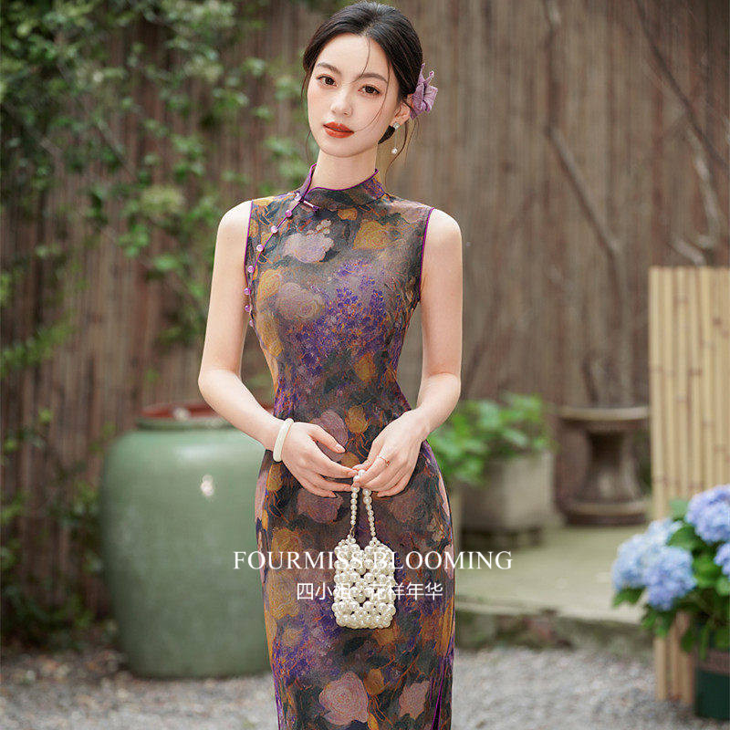 新中式紫色碎花无袖洋装