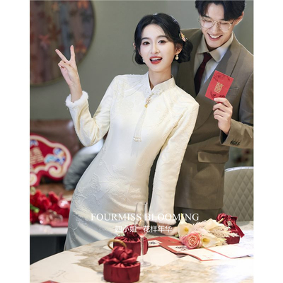 白色裙女冬款加绒新中式礼服