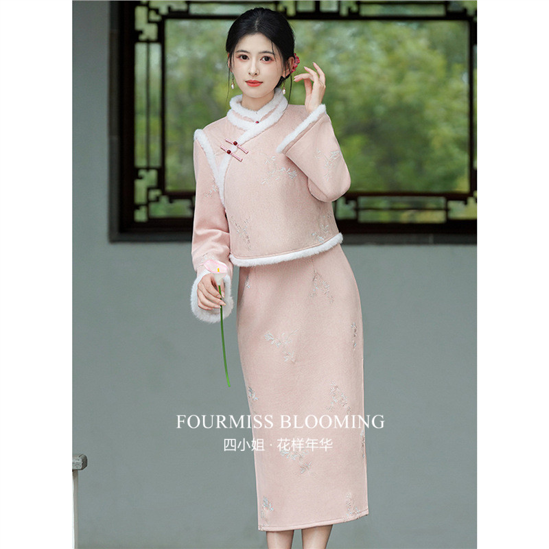 粉色冬款麂皮绒新中式套装