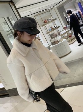 2025冬装新款白色ins风欧美巴恩风皮毛一体水貂毛皮草外套上衣