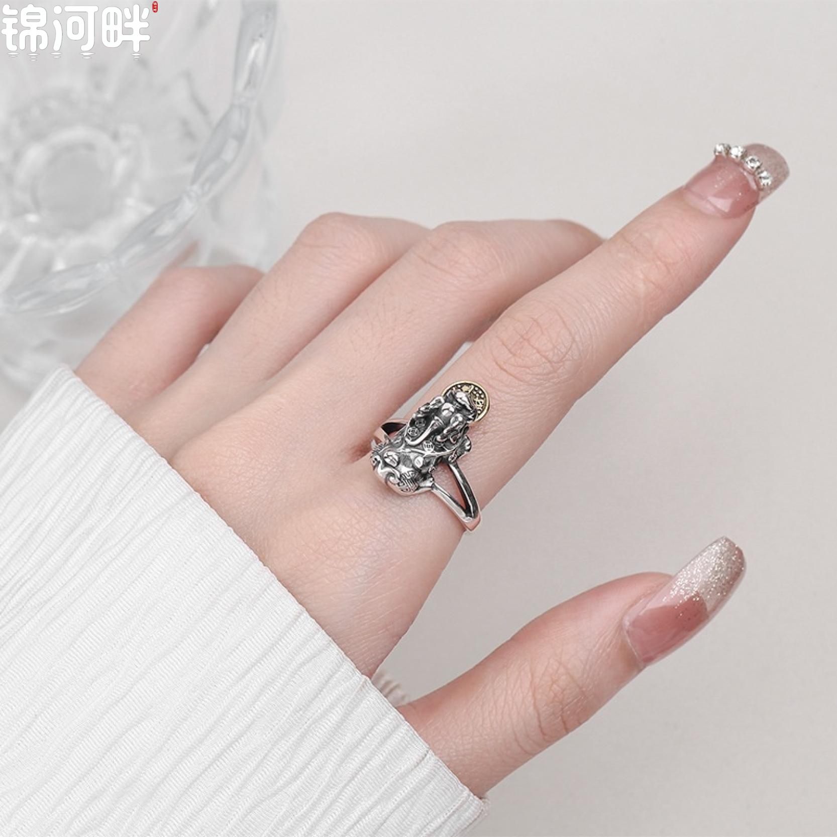 锦河畔 s925纯银复古做旧重工咬钱兽貔貅可转动铜钱币创意开口