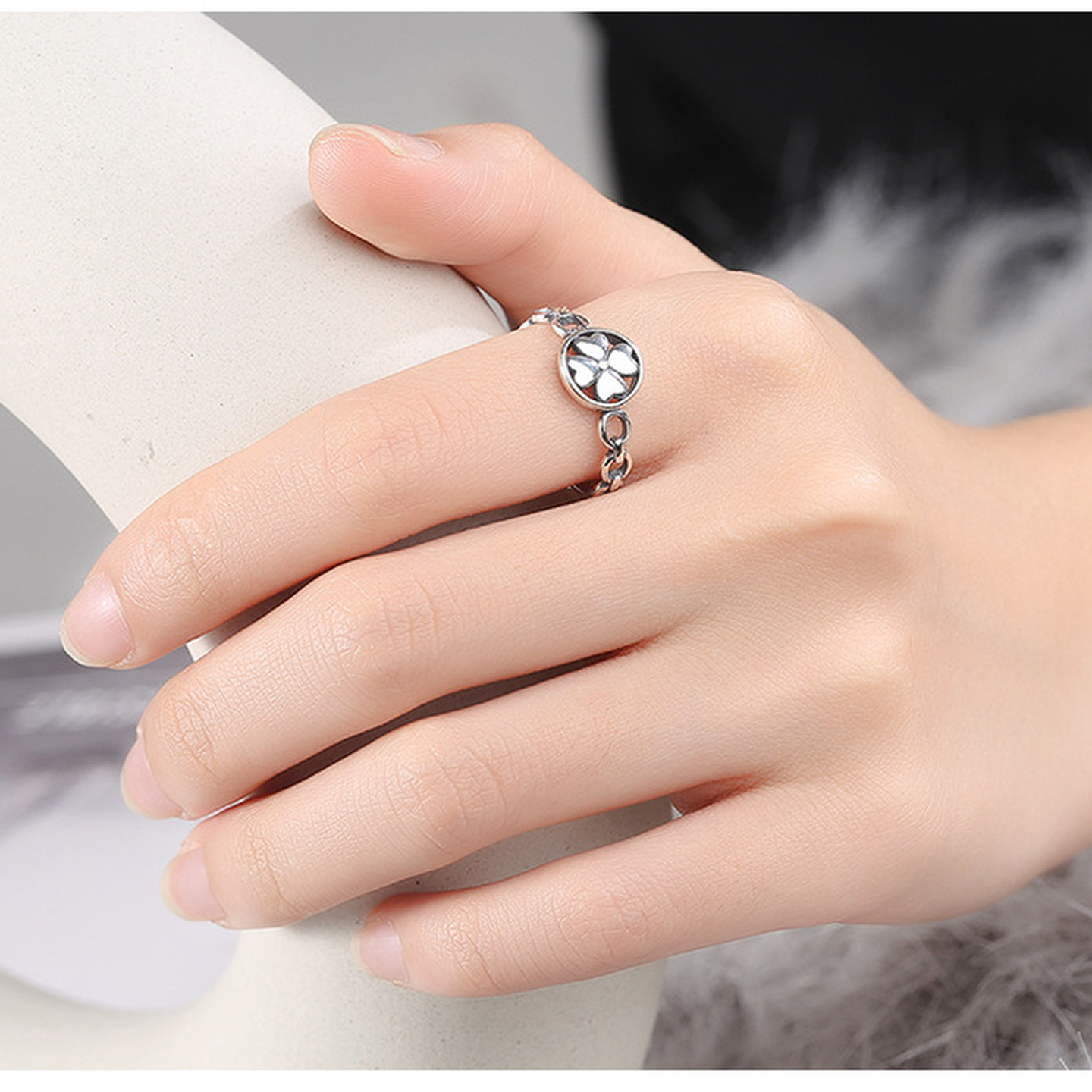 锦河畔 S925纯银女ins韩版个性时尚气质泰银色开口可调节镂空