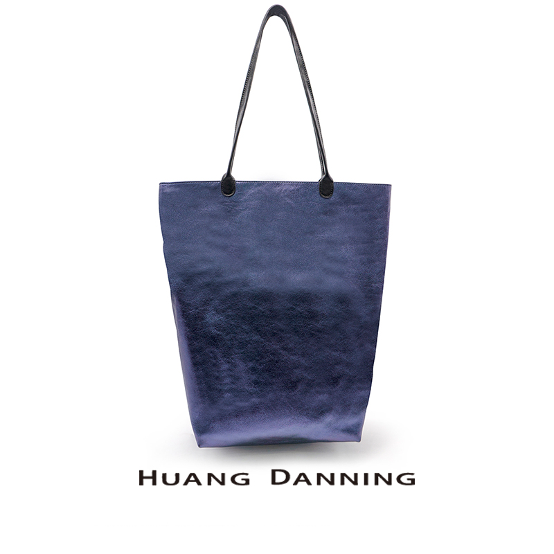 HUANG DANNING[旅行家系列]原创设计时尚超大托特包金属色牛皮