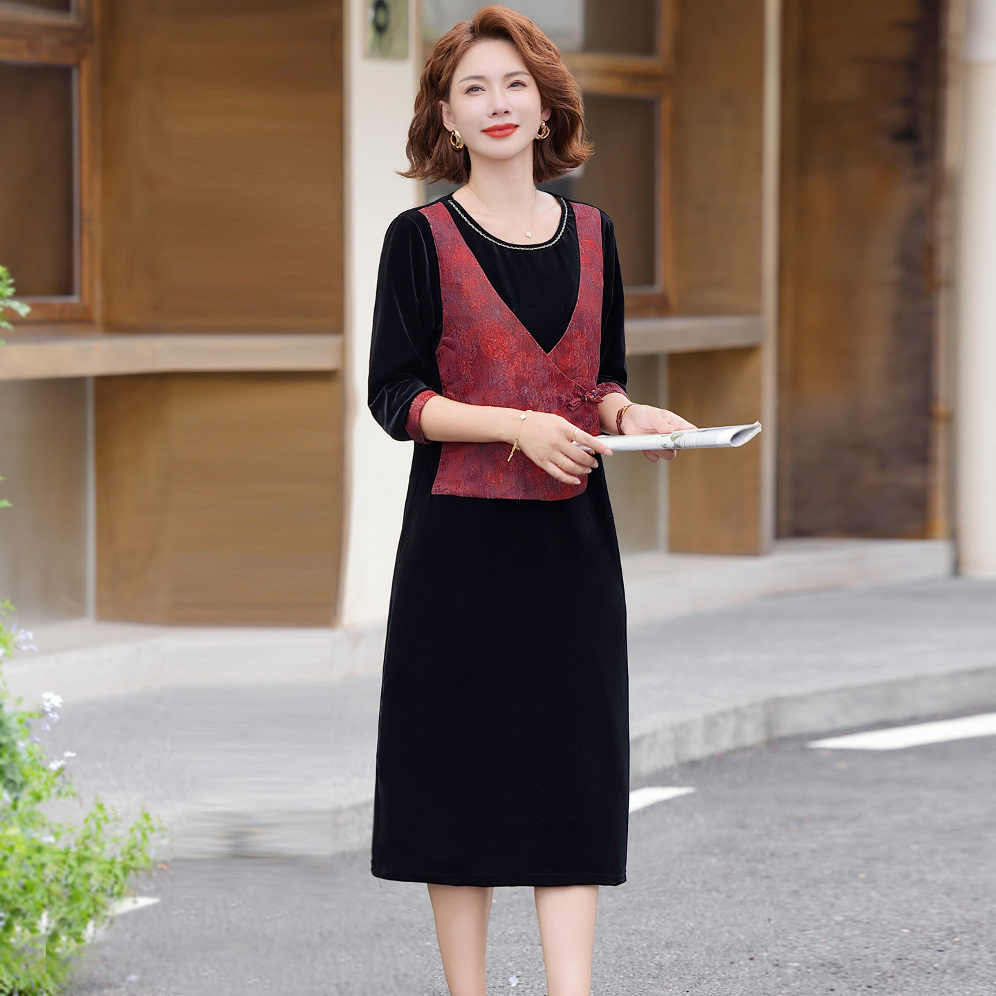 新中式连衣裙妈妈秋装长袖假两件