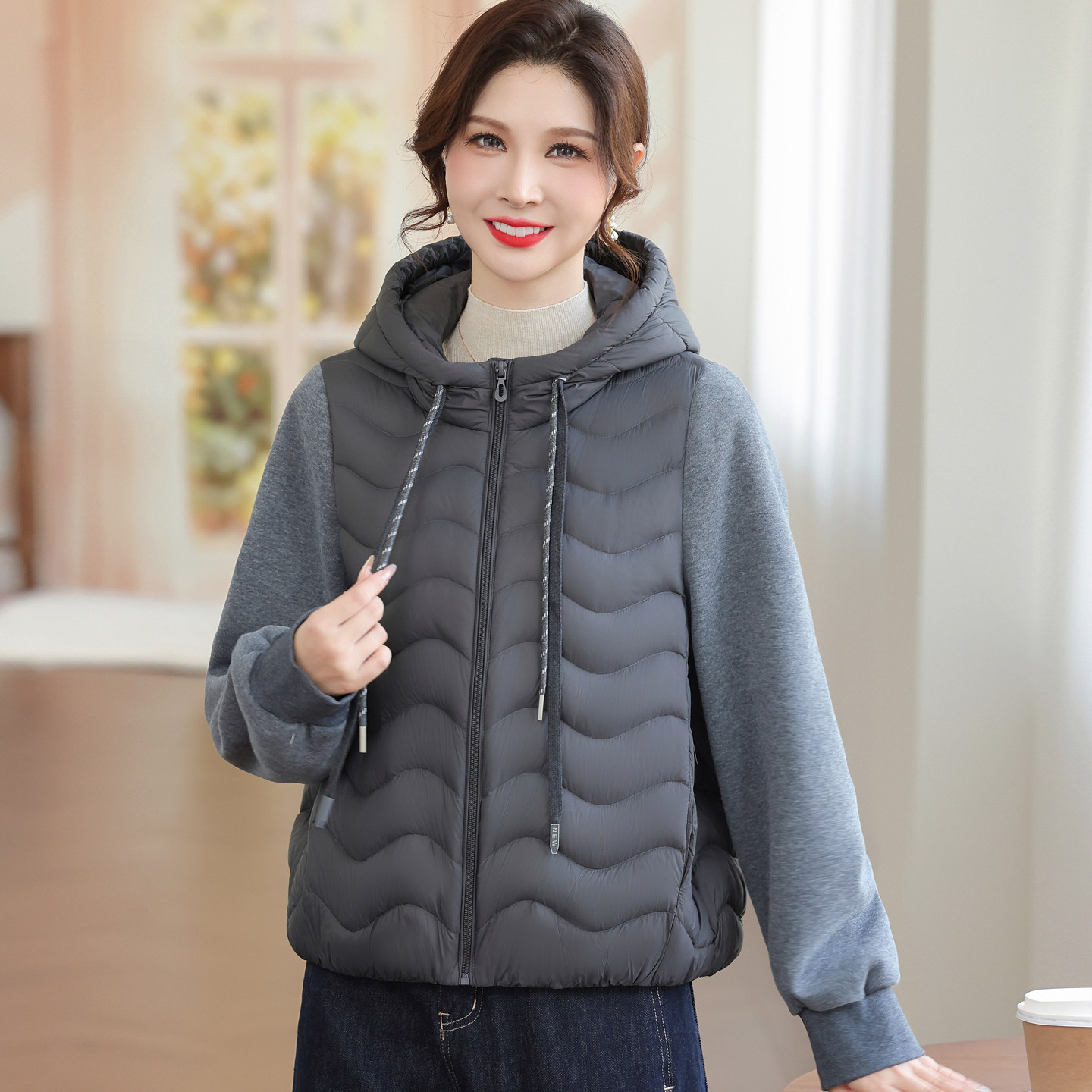 羽绒服女时尚卫衣拼接连帽鸭绒袄