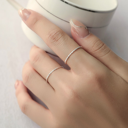925纯银敲闪极细素圈戒指