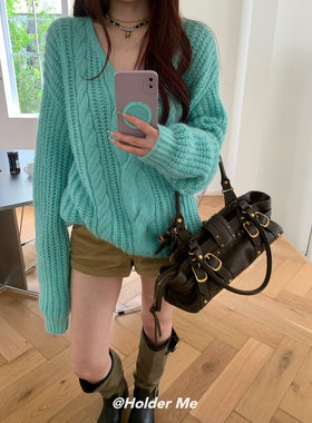 HOLDER慵懒V领麻花显瘦毛衣女