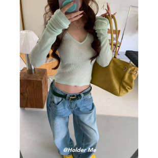 HOLDER秋季新款韩版辣妹心机V领修身显瘦打底纯色长袖毛针织上衣