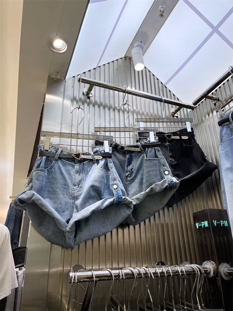 Vanna韩国东大门夏季新款宽松百搭时尚卷边洗水阔腿系带牛仔短裤