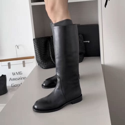 WM6真皮女靴平底圆头高筒马丁靴