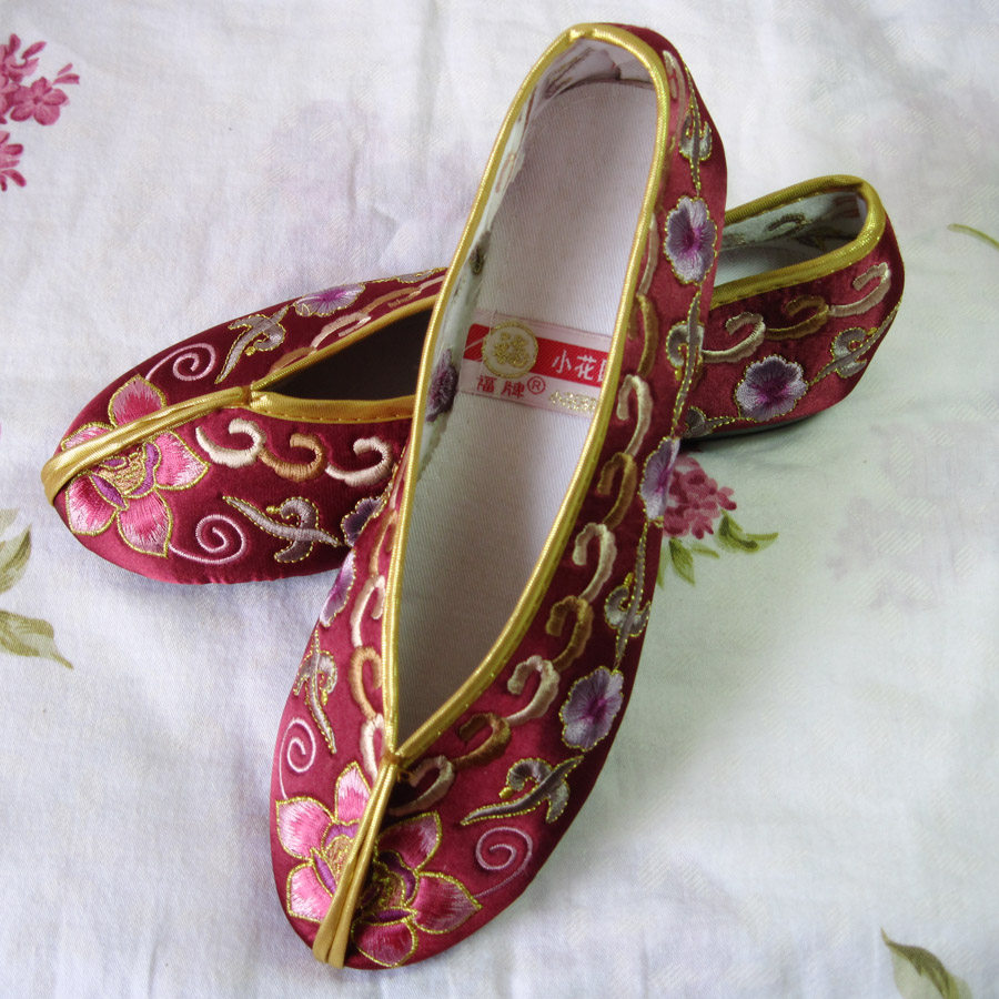 包邮老北京布鞋小花园福牌绣花鞋老人鞋 格格鞋单鞋布鞋平底鞋903