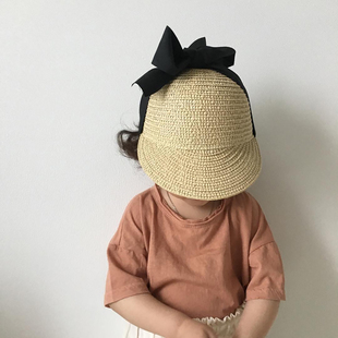 东大门▶BabyWe韩国制夏季女童蝴蝶结飘带草编帽子短檐防晒鸭舌帽