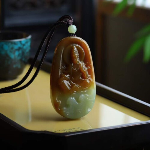 天然新疆和田玉玉器工厂店新疆且末料老料俏糖色观音吊坠挂件带证