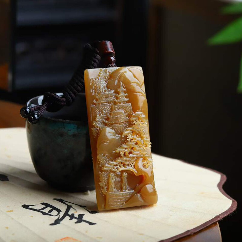玉器工艺品天然新疆和田玉且末料老料满糖色意境山水挂件送证书
