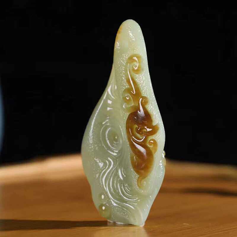 玉器工艺品天然新疆和田玉且末糖料老料俏糖色复古龙吊坠男款挂件