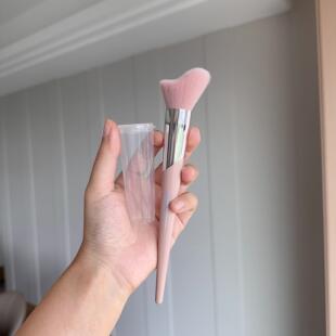 北欧粉系列 3D修容刷V脸神器收敛色坡面腮红刷粉饼轮廓阴影化妆刷