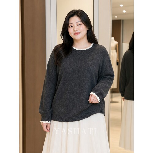 娅莎媞大码女装 200斤胖mm秋季圆领时髦蕾丝花边宽松内搭针织衫女