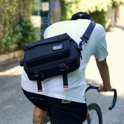 潮牌单肩包百搭男女户外多功能