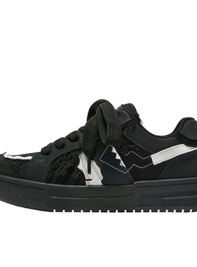 广州鞋国潮原创设计款面包鞋男鞋子厚底百搭休闲板鞋男女同款潮鞋